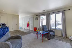 1940 Wall St, Tracy, CA 95376 - Photo 13