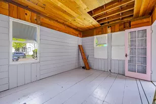 261 W 26th St, Merced, CA 95340 - Photo 27