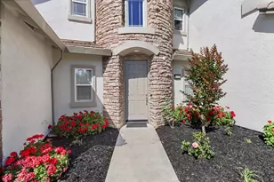 3733 Clubside Ln, Sacramento, CA 95835 - Photo 3