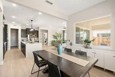 9042 Elliott Springs Drive, Elk Grove, CA 95624 - Photo 15