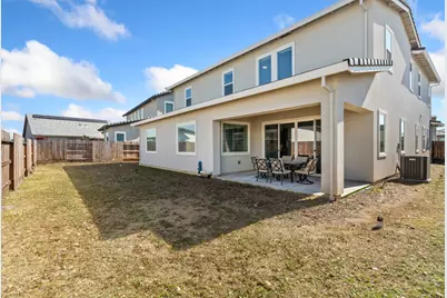 9042 Elliott Springs Drive, Elk Grove, CA 95624 - Photo 47