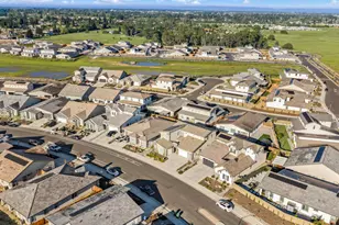 9042 Elliott Spgs Dr, Elk Grove, CA 95624 - Photo 53