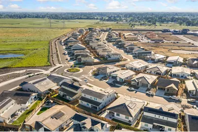 9042 Elliott Springs Drive, Elk Grove, CA 95624 - Photo 59