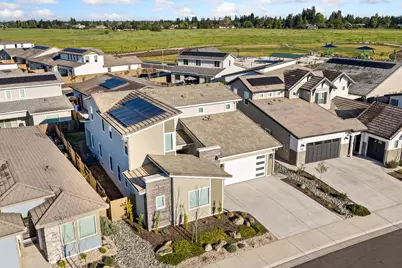 9042 Elliott Springs Drive, Elk Grove, CA 95624 - Photo 51