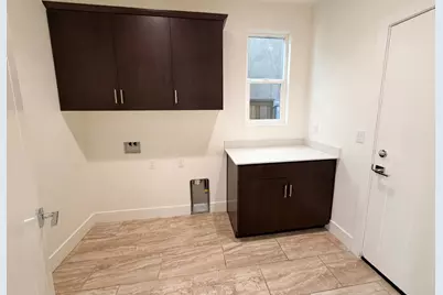 2004 Camino Real Way, Roseville, CA 95747 - Photo 9