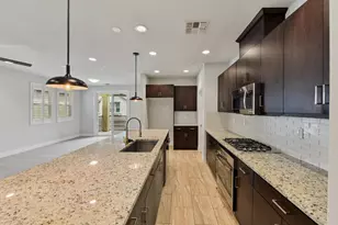 2004 Camino Real Way, Roseville, CA 95747 - Photo 9