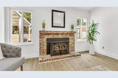 7843 Deer Creek Drive, Sacramento, CA 95823 - Photo 11