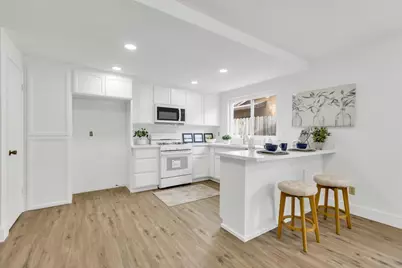 7843 Deer Creek Drive, Sacramento, CA 95823 - Photo 15