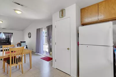 319 River Oaks Drive, Yuba City, CA 95991 - Photo 13