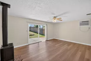 7108 Canaveral Way, North Highlands, CA 95660 - Photo 9