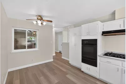 7108 Canaveral Way, North Highlands, CA 95660 - Photo 19