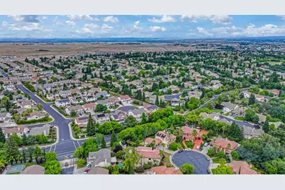 624 S Barcelona Court, Roseville, CA 95747 - Photo 85