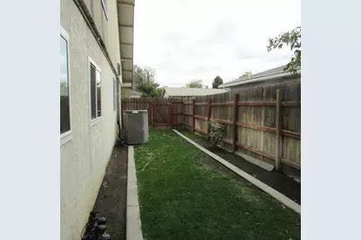 5617 Layton Drive, North Highlands, CA 95660 - Photo 25