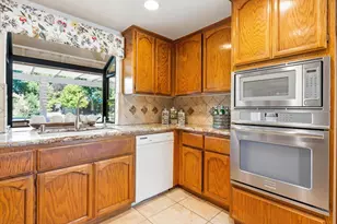 1310 Ridgecrest Way, Roseville, CA 95661 - Photo 35