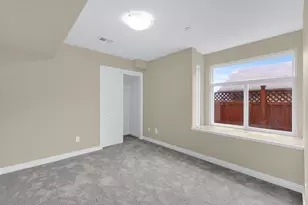 19539 Meekland Ave, Hayward, CA 94541 - Photo 9