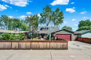 736 Golden Ave, Lodi, CA 95240 - Photo 1