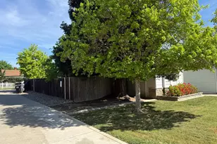 8925 Fredric Ave, Sacramento, CA 95826 - Photo 3