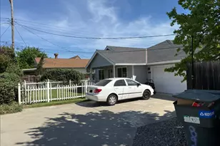 8925 Fredric Ave, Sacramento, CA 95826 - Photo 5