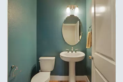 2705 Enslen Ave, Lathrop, CA 95330 - Photo 9