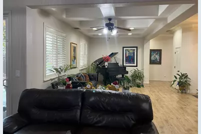 1005 Windmill Cove Court, Stockton, CA 95209 - Photo 9