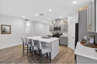 1348 S Kestrel Ln, Stockton, CA 95215 - Photo 17