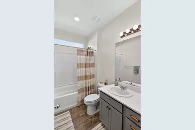 1348 S Kestrel Ln, Stockton, CA 95215 - Photo 11