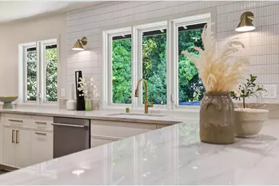 950 Somersby Way, Sacramento, CA 95864 - Photo 17