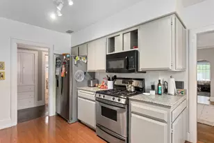 1917 26th St, Sacramento, CA 95816 - Photo 7