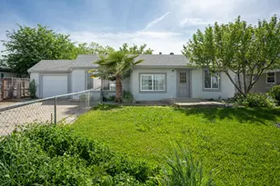 1906 Chapman Ave, Olivehurst, CA 95961 - Photo 3