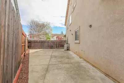 3355 Calla Lily Way, Sacramento, CA 95833 - Photo 31