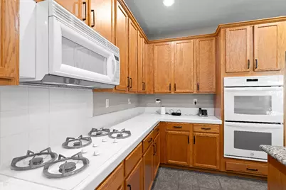 821 Hometown Way, Modesto, CA 95356 - Photo 19