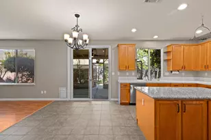 821 Hometown Way, Modesto, CA 95356 - Photo 15