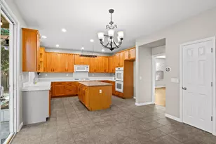 821 Hometown Way, Modesto, CA 95356 - Photo 17