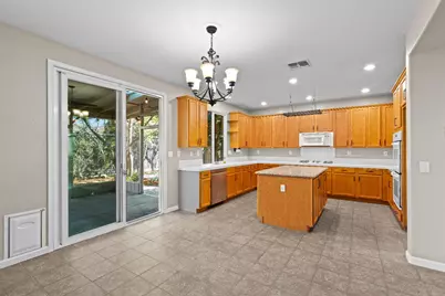 821 Hometown Way, Modesto, CA 95356 - Photo 13