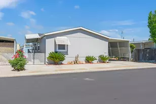 2113 Barrington Ln, Modesto, CA 95350 - Photo 3