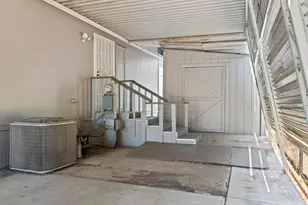 2113 Barrington Ln, Modesto, CA 95350 - Photo 21