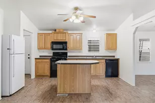 2113 Barrington Ln, Modesto, CA 95350 - Photo 7