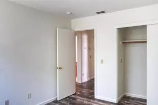 9 Graywood Ct, Sacramento, CA 95823 - Photo 17