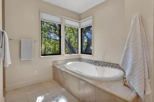 8 Kathy Ct, Sacramento, CA 95831 - Photo 29