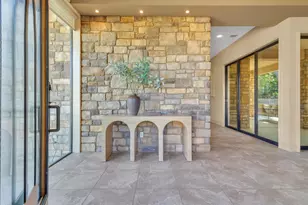 8 Kathy Ct, Sacramento, CA 95831 - Photo 3