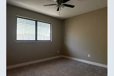 1950 Blue Spruce Drive, Oakdale, CA 95361 - Photo 17