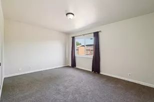 8905 Rosewood Dr, Sacramento, CA 95826 - Photo 13