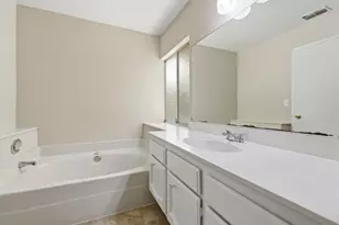 4360 Armadale Way, Sacramento, CA 95823 - Photo 37