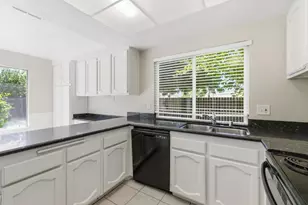 4360 Armadale Way, Sacramento, CA 95823 - Photo 15