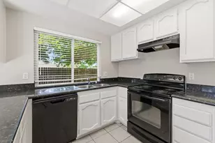 4360 Armadale Way, Sacramento, CA 95823 - Photo 17