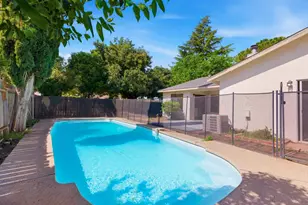 4360 Armadale Way, Sacramento, CA 95823 - Photo 43