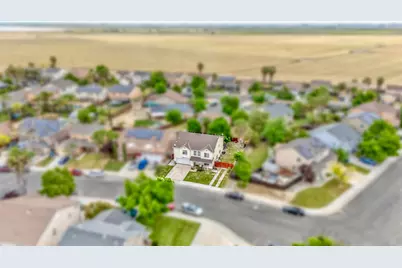 748 Heron Drive, Los Banos, CA 93635 - Photo 29