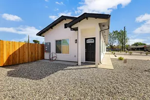 1525 Marshall Ln, Linda, CA 95901 - Photo 3