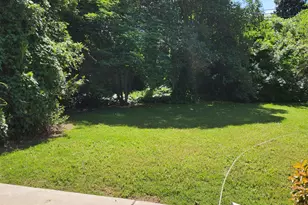 1024 W Longview Ave, Stockton, CA 95207 - Photo 3