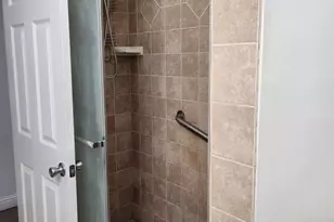 1024 W Longview Ave, Stockton, CA 95207 - Photo 11